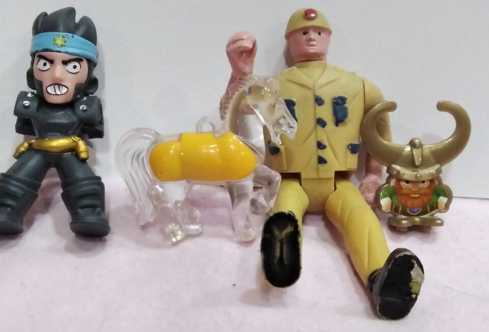 איך הזענו על משמרתנו בלילות הארוכים. חיילים מטורללים בצבא שמעולם לא גייס אותנו